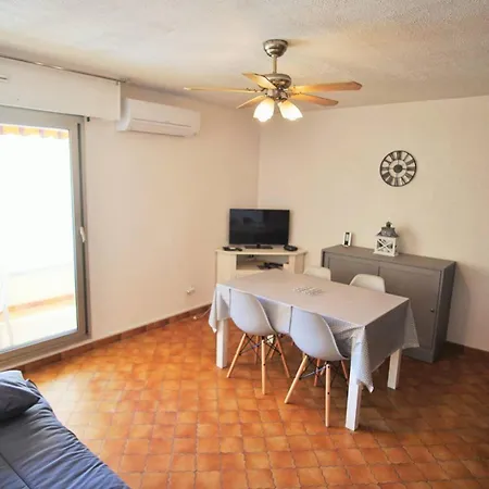 4 Couchages à 100 M De La